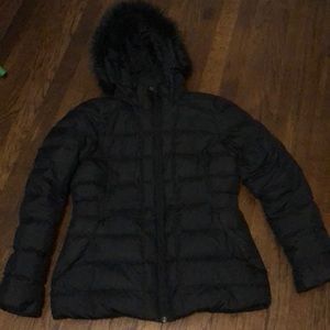 Woman’s north face winter coat. Black. Size M.